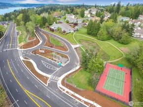 4106 221st Place SE 1072, Issaquah WA 98029