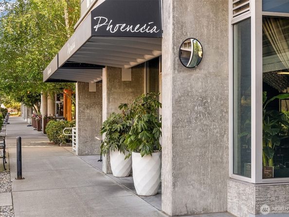 4823 42nd Avenue SW, Seattle WA 98116