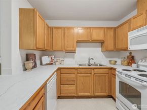 2535 S 288th Street 2, Federal Way WA 98003