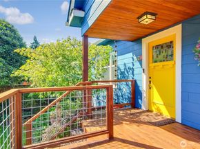8605 Wallingford Avenue N, Seattle WA 98103