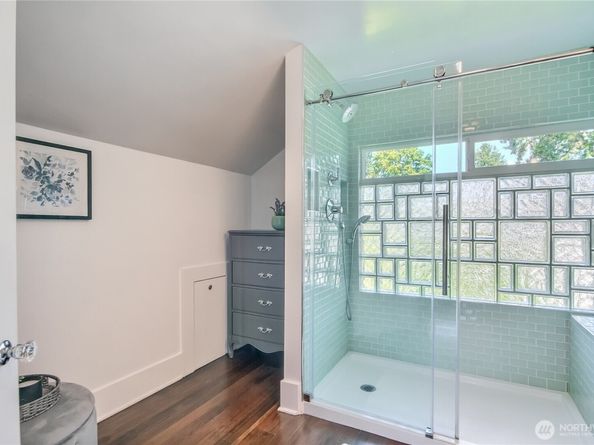 8605 Wallingford Avenue N, Seattle WA 98103