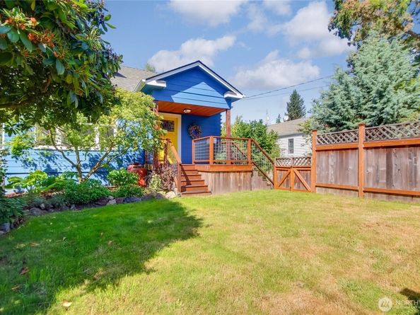 8605 Wallingford Avenue N, Seattle WA 98103