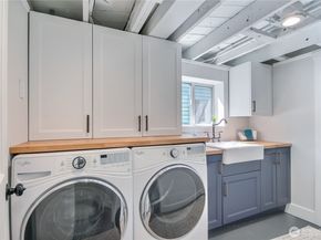 8605 Wallingford Avenue N, Seattle WA 98103