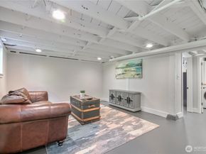 8605 Wallingford Avenue N, Seattle WA 98103