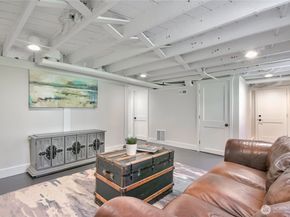 8605 Wallingford Avenue N, Seattle WA 98103