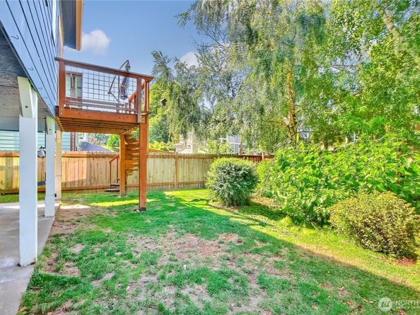 8605 Wallingford Avenue N, Seattle WA 98103