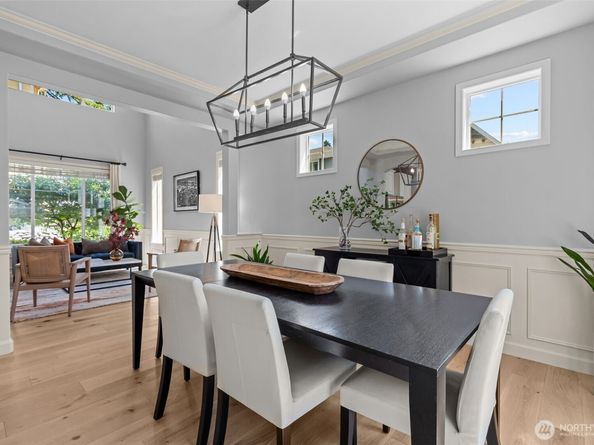 8122 NE 189th Place, Kenmore WA 98028