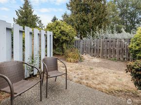 24812 110th Place SE 53D, Kent WA 98030