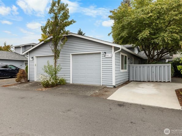24812 110th Place SE 53D, Kent WA 98030
