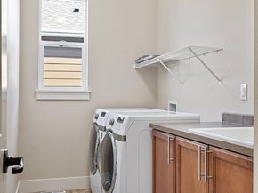 11985 Arbors Place, Mukilteo WA 98275