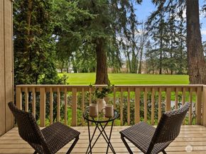 6516 NE 171st Place, Kenmore WA 98028