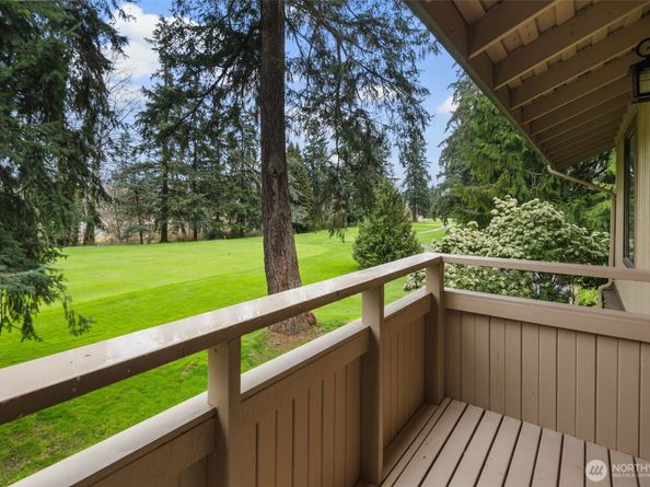 6516 NE 171st Place, Kenmore WA 98028