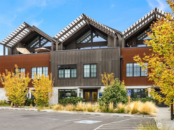 4566 Flying Goat Avenue NE C220, Bainbridge Island WA 98110