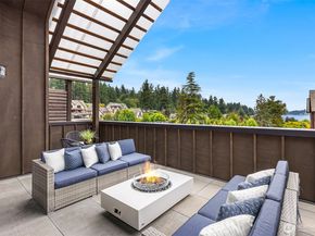 4566 Flying Goat Avenue NE C220, Bainbridge Island WA 98110