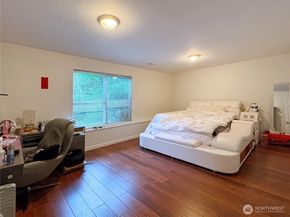 4448 144th Avenue SE, Bellevue WA 98006