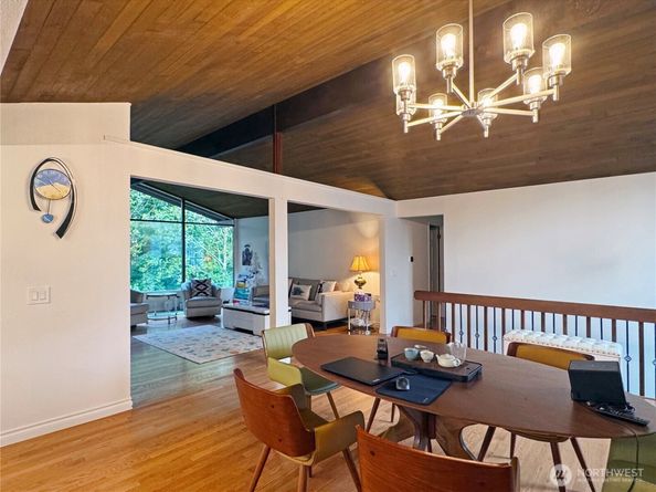 4448 144th Avenue SE, Bellevue WA 98006