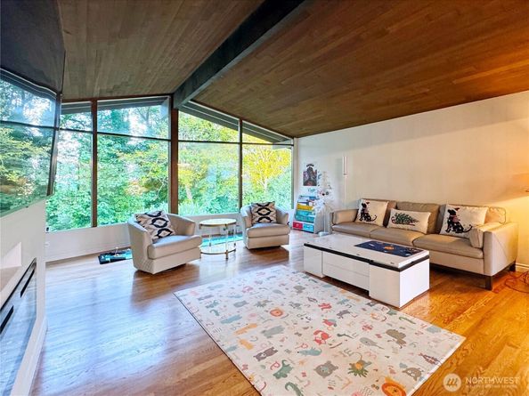 4448 144th Avenue SE, Bellevue WA 98006