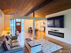 4448 144th Avenue SE, Bellevue WA 98006