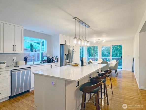 4448 144th Avenue SE, Bellevue WA 98006