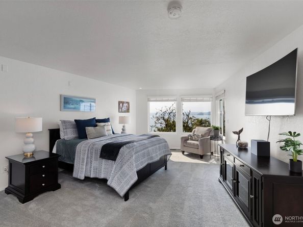 34441 Hood Canal Drive NE, Kingston WA 98346