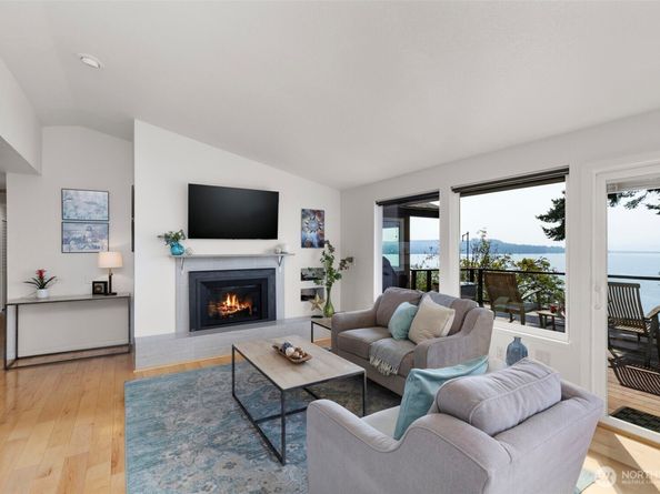 34441 Hood Canal Drive NE, Kingston WA 98346