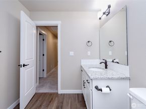 31823 44th Avenue S, Auburn WA 98001