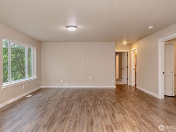 31823 44th Avenue S, Auburn WA 98001