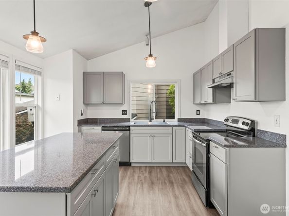 2840 SW 342nd Street, Federal Way WA 98023