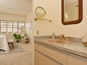 1301 Spring Street 6D, Seattle WA 98104