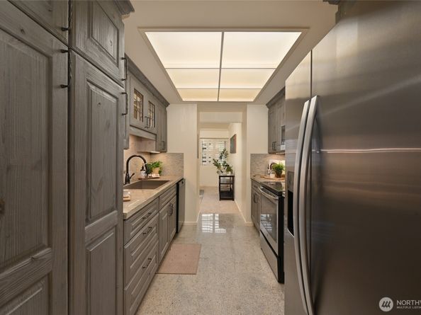 1301 Spring Street 6D, Seattle WA 98104