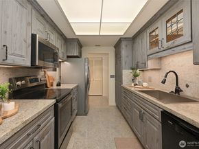1301 Spring Street 6D, Seattle WA 98104