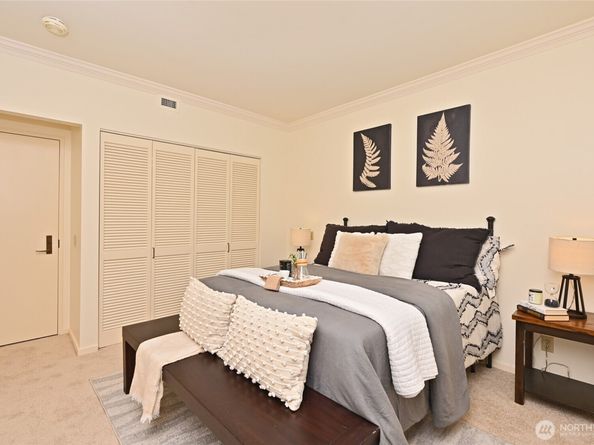 1301 Spring Street 6D, Seattle WA 98104