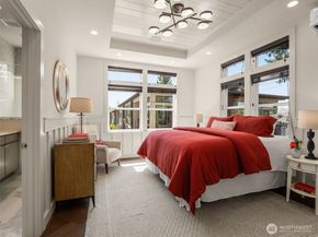 957 W McGraw Street 1, Seattle WA 98119