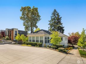 957 W McGraw Street 1, Seattle WA 98119