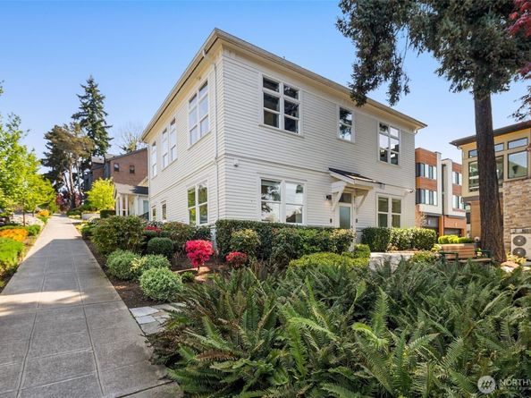 957 W McGraw Street 1, Seattle WA 98119