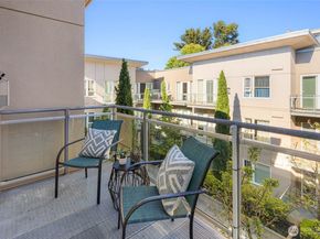 375 Kirkland Avenue 327, Kirkland WA 98033