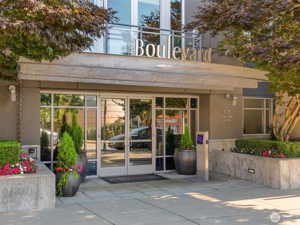 375 Kirkland Avenue 327, Kirkland WA 98033