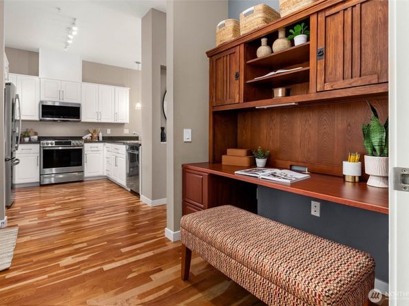 375 Kirkland Avenue 327, Kirkland WA 98033