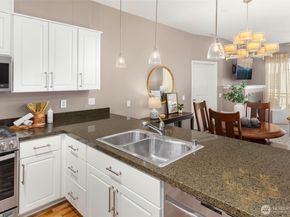 375 Kirkland Avenue 327, Kirkland WA 98033