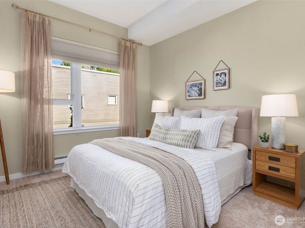 375 Kirkland Avenue 327, Kirkland WA 98033