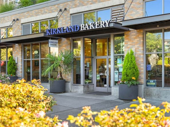 375 Kirkland Avenue 327, Kirkland WA 98033