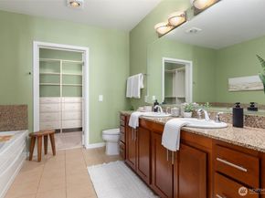 375 Kirkland Avenue 327, Kirkland WA 98033