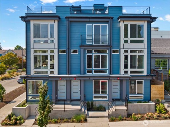 8303 A 12th Avenue NW, Seattle WA 98117