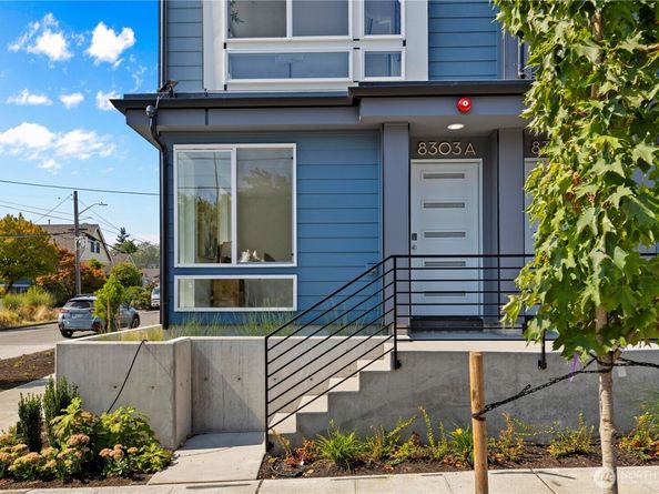 8303 A 12th Avenue NW, Seattle WA 98117
