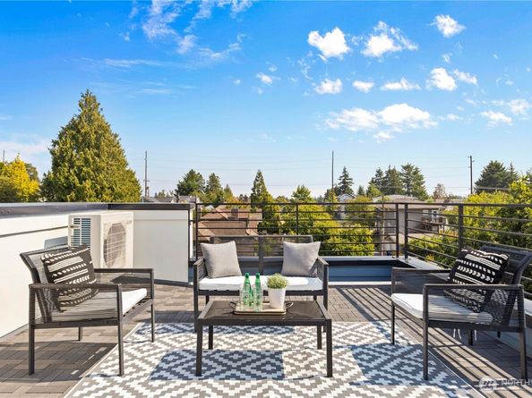 8303 A 12th Avenue NW, Seattle WA 98117