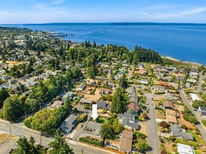 1333 9th Avenue N, Edmonds WA 98020
