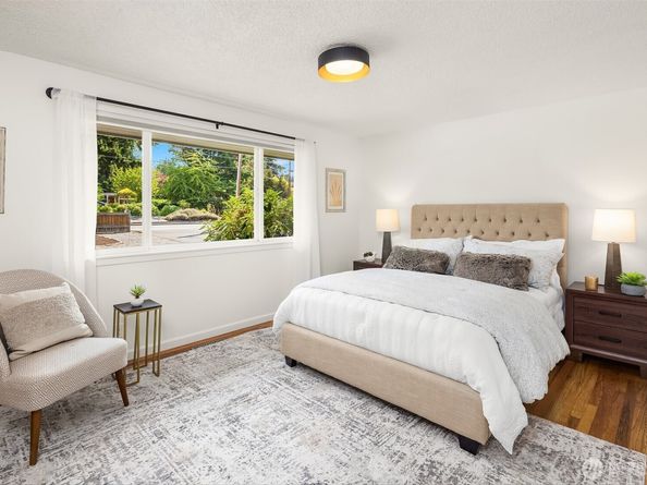 1333 9th Avenue N, Edmonds WA 98020