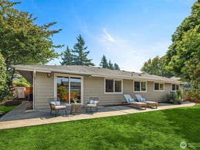 1333 9th Avenue N, Edmonds WA 98020