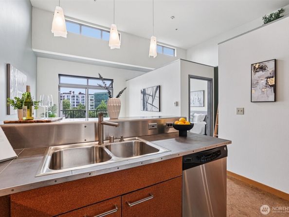 1414 12th Avenue 607, Seattle WA 98122