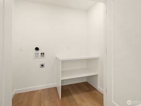 12717 Dayton Avenue N, Seattle WA 98133